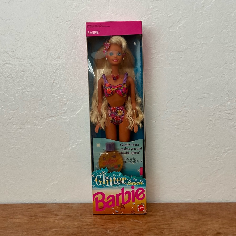 1992 Glitter Beach Barbie NRFB